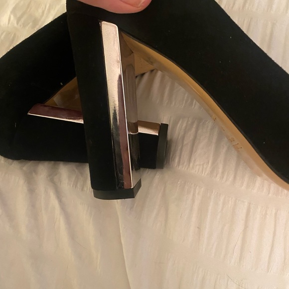 Minelli suede high heels. Made in Italy - size 40 (US 9.5) Silver accent - Picture 6 of 8